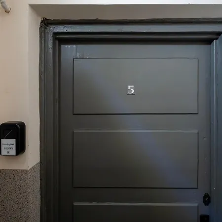 Soft - Kot Z Gazeta - Centrum By Bookinghost Lejlighed